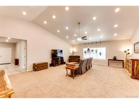 396 Maple St, Bennett, CO 80102 photo 11