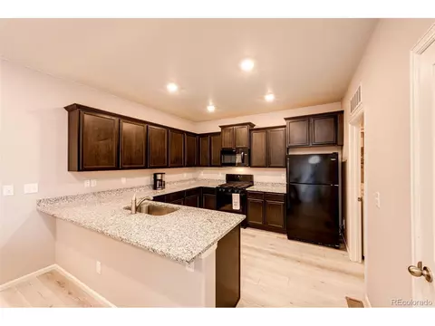 396 Maple St, Bennett, CO 80102 photo 17