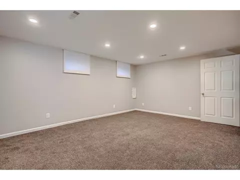 8622 E Amherst Dr #E, Denver, CO 80231 photo 29