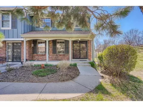 8622 E Amherst Dr #E, Denver, CO 80231 photo 1