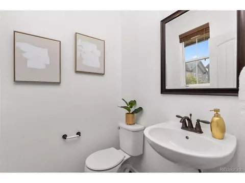 8037 E 53rd Dr, Denver, CO 80238 photo 6