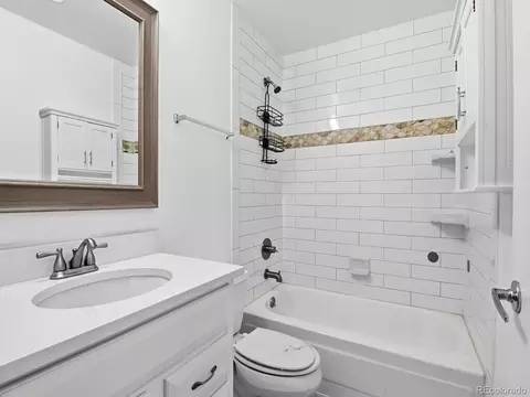 Bath - 19472 E Princeton Pl, Aurora, CO 80013 photo 1 of 1
