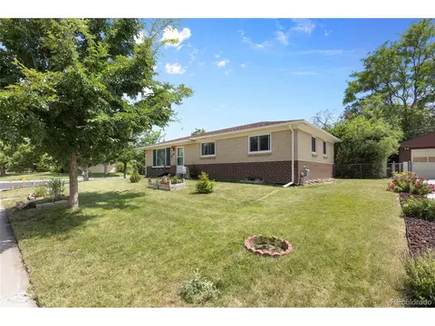 9830 E 5th Ave, Aurora, CO 80010 photo 2
