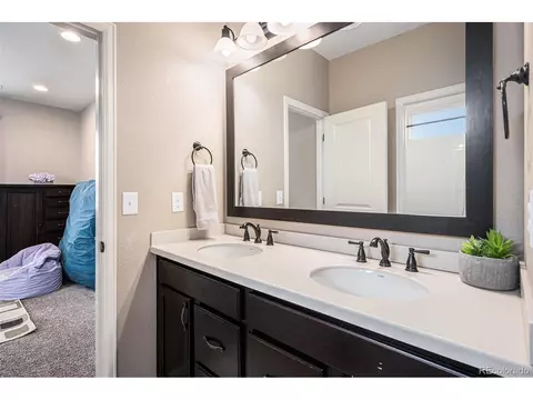 23904 Euclid Ave, Aurora, CO 80016 photo 31