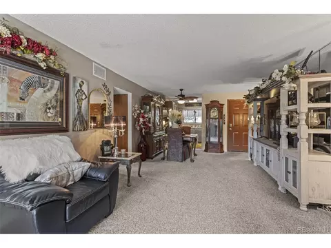 324 Wright St #202, Lakewood, CO 80228 photo 4
