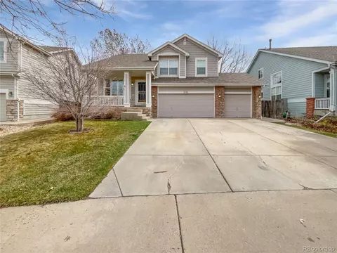3932 S Quatar St, Aurora, CO 80018