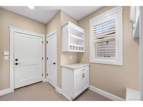 27001 E Long Cir, Aurora, CO 80016 photo 28