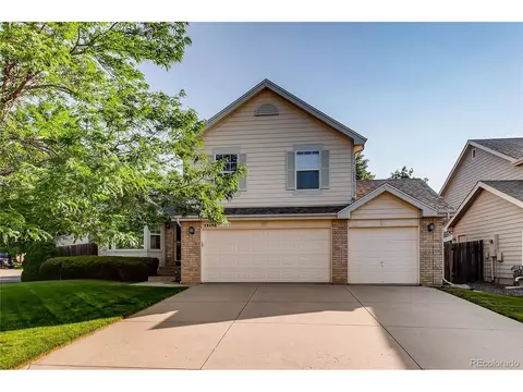 19592 E Pacific Dr, Aurora, CO 80013 photo 1