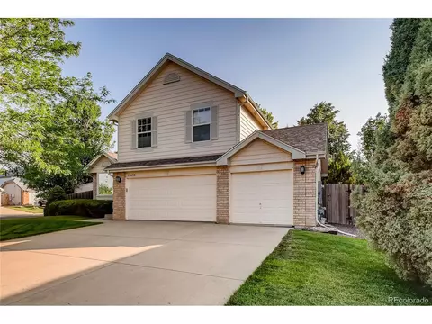 19592 E Pacific Dr, Aurora, CO 80013 photo 2