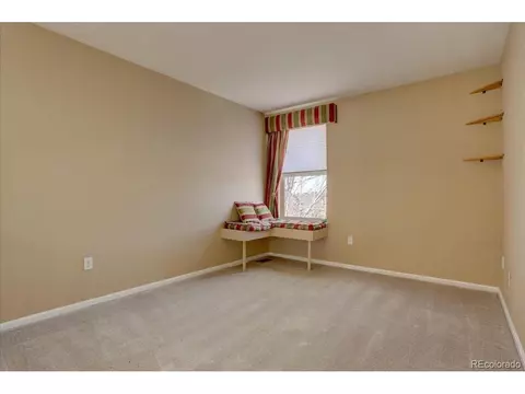 19011 E Union Dr, Aurora, CO 80015 photo 2