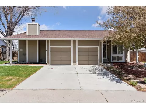 15427 E Oberlin Pl, Aurora, CO 80013