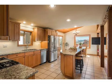 450 E La Bonte St, Dillon, CO 80435 photo 6