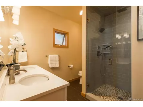 450 E La Bonte St, Dillon, CO 80435 photo 18