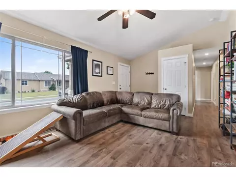 4218 Larkspur Rd, Evans, CO 80620 photo 4