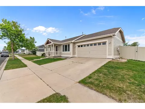 4218 Larkspur Rd, Evans, CO 80620 photo 2