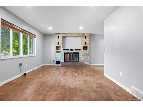 15250 E 13th Ave, Aurora, CO 80011 photo 2