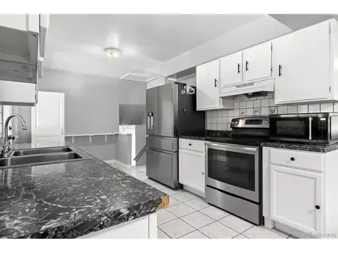 15250 E 13th Ave, Aurora, CO 80011 photo 6