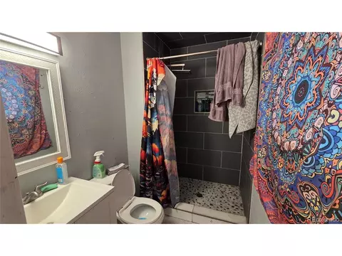 Bath - 14721 E Colgate Dr, Aurora, CO 80014 photo 2 of 5
