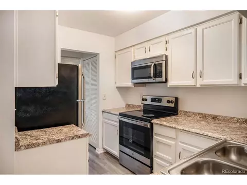 11963 E Ford Dr, Aurora, CO 80012 photo 4