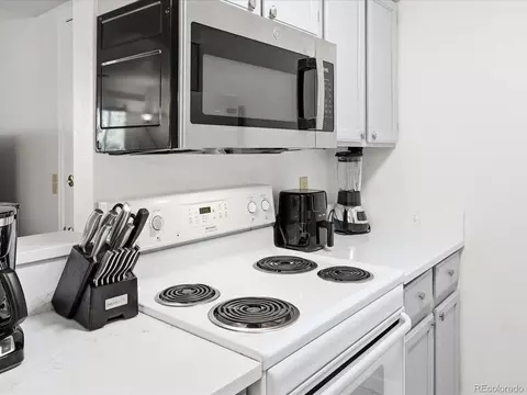Kitchen - 4654 White Rock Cir #3, Boulder, CO 80301 photo 5 of 5