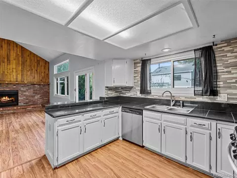18940 E Chaffee Pl, Denver, CO 80249 photo 16