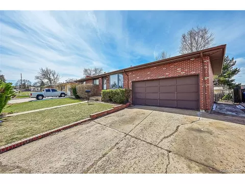 3907 S Grove St, Englewood, CO 80110