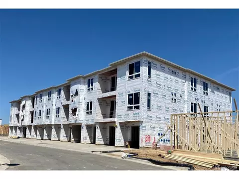 6153 N Ceylon St #8-205, Denver, CO 80249