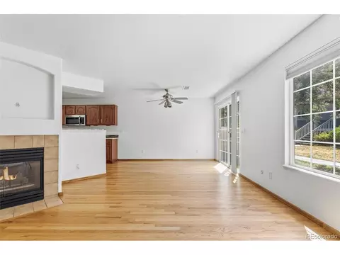 19174 E Wyoming Dr #103, Aurora, CO 80017