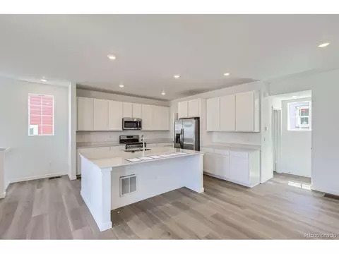 6747 E 149th Ave, Thornton, CO 80602 photo 2