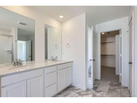 6747 E 149th Ave, Thornton, CO 80602 photo 8