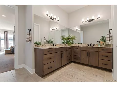 21946 E Allenspark Pl, Aurora, CO 80016 photo 26