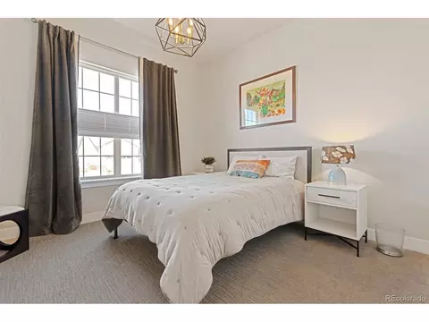 21946 E Allenspark Pl, Aurora, CO 80016 photo 6