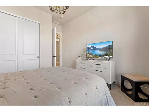 21946 E Allenspark Pl, Aurora, CO 80016 photo 7
