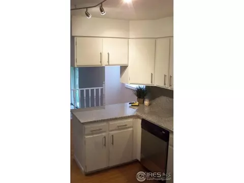7834 Greenbriar Cir, Boulder, CO 80301 photo 10