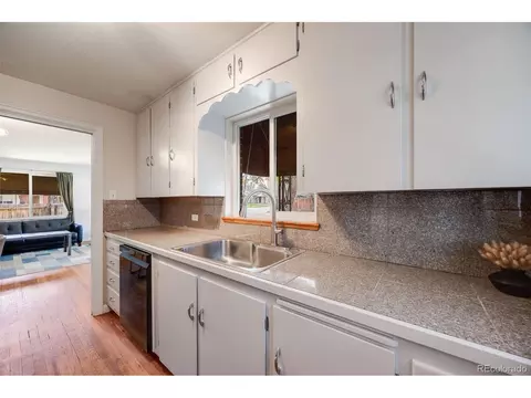 5611 E 13th Ave, Denver, CO 80220 photo 9