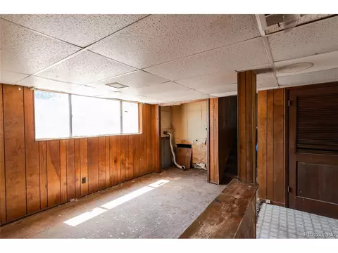 14955 Robins Dr, Denver, CO 80239 photo 17