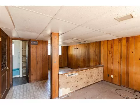 14955 Robins Dr, Denver, CO 80239 photo 19