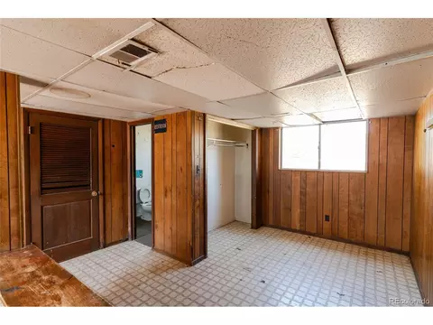 14955 Robins Dr, Denver, CO 80239 photo 16