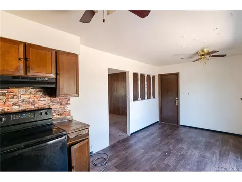 14955 Robins Dr, Denver, CO 80239 photo 7