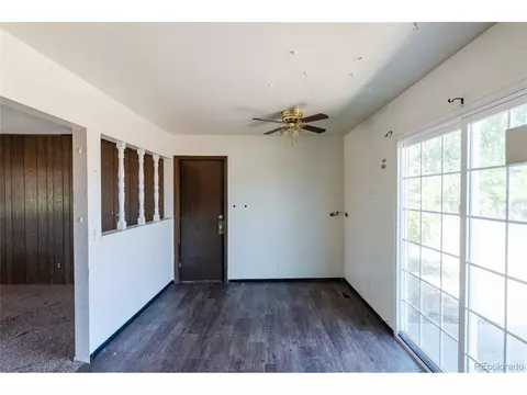 14955 Robins Dr, Denver, CO 80239 photo 6