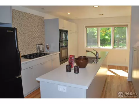 909 Brooklawn Dr, Boulder, CO 80303 photo 6