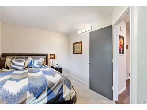 17483 E Chenango Dr, Aurora, CO 80015 photo 6