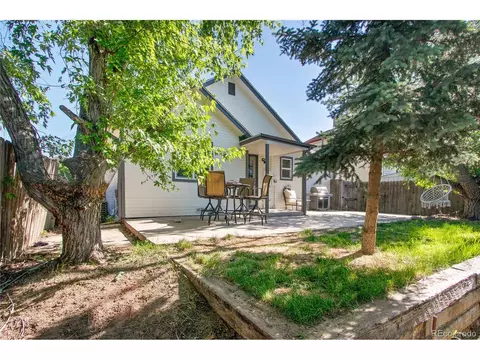 17483 E Chenango Dr, Aurora, CO 80015 photo 3