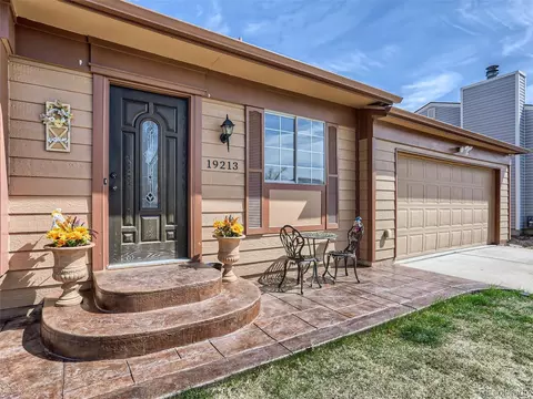 19213 E Montview Blvd, Aurora, CO 80011