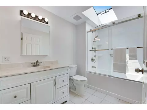 Bath - 4435 S Van Gordon Way, Morrison, CO 80465 photo 2 of 2