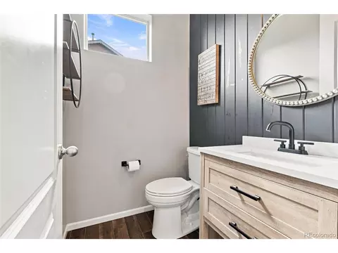 Bath - 25647 E Maple Ave, Aurora, CO 80018 photo 5 of 5