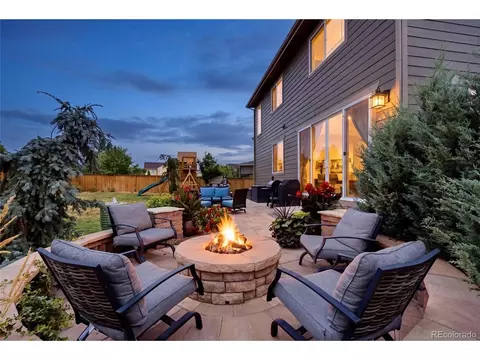 Exterior - 25647 E Maple Ave, Aurora, CO 80018 photo 3 of 10