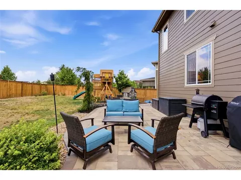 Exterior - 25647 E Maple Ave, Aurora, CO 80018 photo 8 of 10