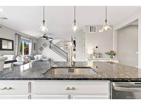 Kitchen - 25647 E Maple Ave, Aurora, CO 80018 photo 6 of 7