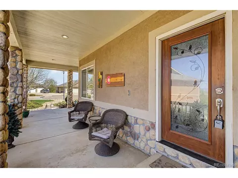 Exterior - 5046 Rangeview Ave, Longmont, CO 80504 photo 4 of 9